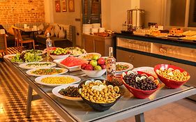 Azade Premier Hotel